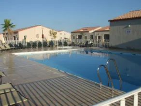 Jasse Camarguaise 4 people 2BD and pool - Image 3