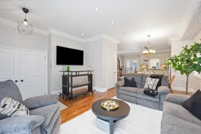 Luxury 5BR | 4 Bath | 10 Min to DT | Free Parking - Image 5