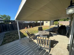 Cozy 4 Bedroom Family Getaway - Image 4