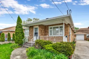 Niagara Falls | Highmark | Buffalo Vacation House - Image 2