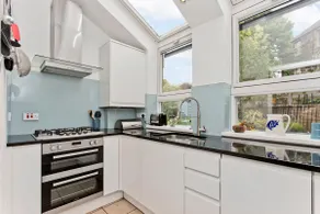 Stylish Murrayfield sanctuary - Image 3