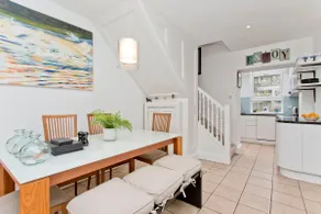 Stylish Murrayfield sanctuary - Image 4