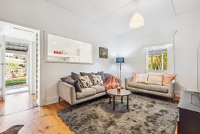 Lenswood Moemoea Cottage - Image 2