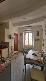 Good Vibes House - Image 3