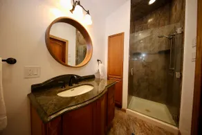 2024 New Studio Apartment - Image 4