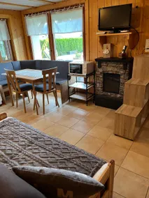 Chalet Les Lucioles: holiday apartment - Image 3