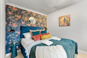 Boutique Cambridgeshire Gem - Image 3