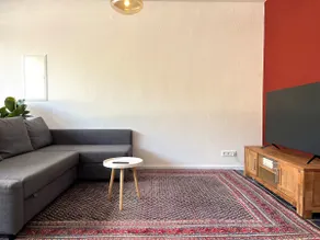Flat with own entrance - Image 2
