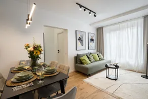 Superb River Views 2BR Flat | Top Location - Image 5