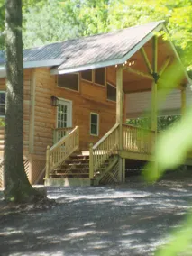 Spruce Hollow Retreat - Image 2