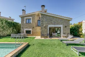 Rural charm and modern comfort - Image 3
