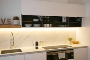 White Moon crema & Parking - Image 3