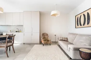 2BDR Modern & Sunset spotlight - Image 5