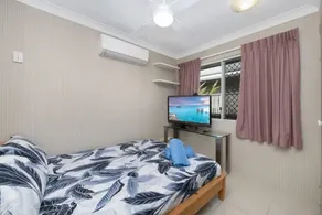 Entire 3BR Family Home with private pool - Image 4