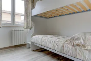 Three-room apartment in Latina in the center - Image 4