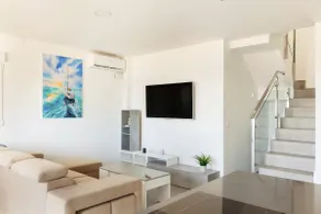 Beachfront house - Image 3