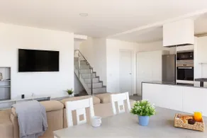 Beachfront house - Image 2