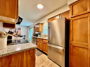 Newly Remodeled Charming home Liberty Twp. - Image 3