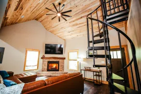 Country Cottage on Bourbon Trail - Image 3