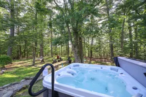 Large Luxury Estate-Upscale Community-Hot Tub-Lake - Image 2