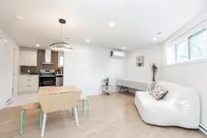 Family Home in Longueuil • 2 Bed • 1 Bathroom - Image 2