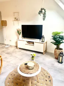 Cottbus Apartments: Beige - Center & Modern - Image 5