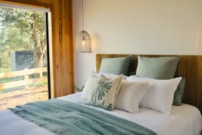 Yarra Valley -Yerindah luxe couples retreat. - Image 2