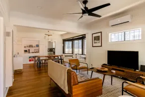 Private, Spacious, Bright & Modern home near DTLA - Image 3