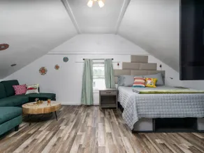 East Shore Retreat - Image 3