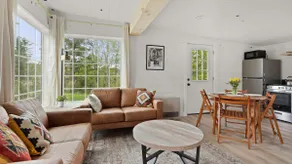 Charming Mountain Haven - Image 2