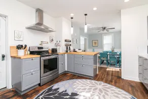 Charming Cottage by the Park & City Zoo - Image 2