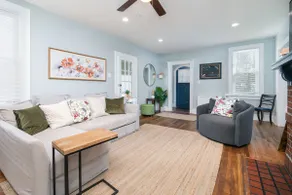 Charming Cottage by the Park & City Zoo - Image 3