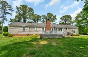 Cozy Waterfront Escape • Sleeps 6 - Image 5