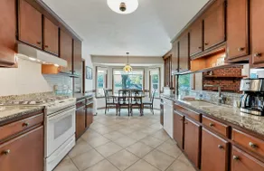 Cozy Waterfront Escape • Sleeps 6 - Image 2