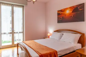 [Amazing View] 3 Bedrooms | Wifi and Free Park - Image 2