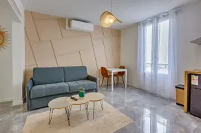 Fully equipped close to Paris - Image 5