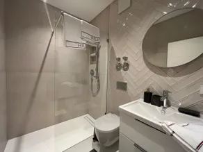 Stuttgart Lux Living| Stylish Living in the Center - Image 4