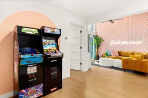 TX Twoplex—6 bedrooms, sleeps 14—pools, firepits! - Image 4