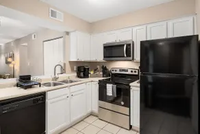 Whispering Willow Retreat: 2BD 2BA Nature Oasis - Image 5