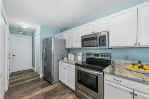 5BR Beach Retreat Pool & Tennis! - Image 4