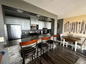 Midtown Condo with Skyline Patio: 2Bed-2Bath - Image 3