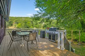 Waterfront Lake House - Image 4