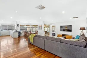 5BR Retreat with Pool, table tennis and Pure Relaxation - Image 2