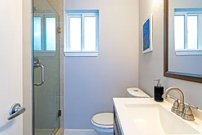 2BR The Raven Flats 08 | Hermann Park, Med Center! - Image 5