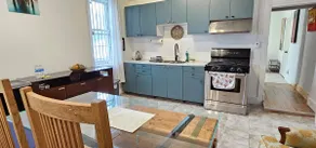Gusii- Main Floor, Central Spot, Full 1BR APT, AC - Image 5