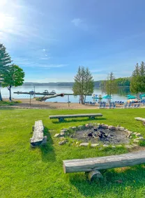 Huntsville Lakeside Ski Chalet - Image 2