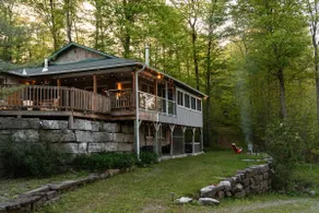 Gorgeous Nature Retreat | Hot Tub, Games, Fire Pit - Image 5