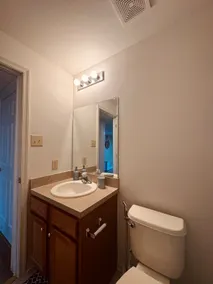 1300 SQ ft basement unit near Outlet Mall, Ursinus - Image 4