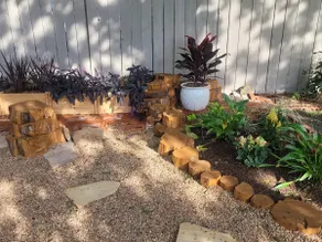 Cosy appt + paradise backyard - Image 4