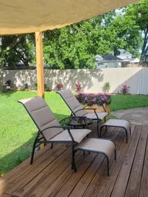 Cosy appt + paradise backyard - Image 3